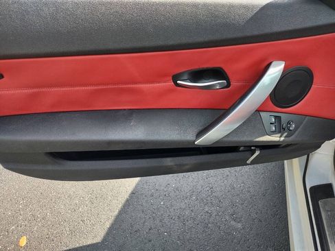 Used 2006 BMW M Roadster RWD image 10