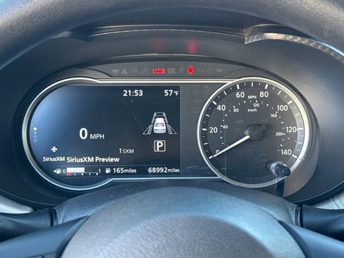 Used 2020 Nissan Versa SV image 18