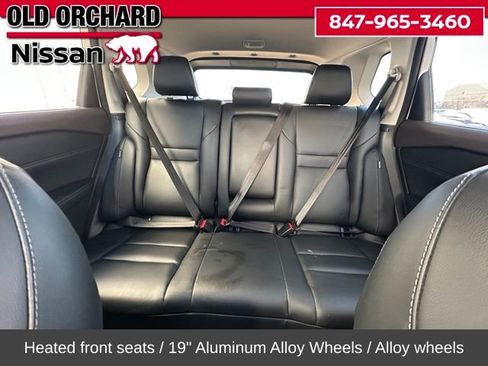 Used 2023 Nissan Rogue SL w/ SL Premium Package image 13