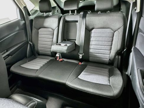 Used 2024 Ford Edge SE w/ Black Appearance Package AWD/4WD image 11