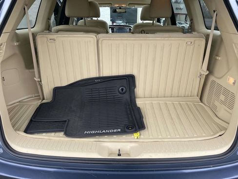 Used 2016 Toyota Highlander Limited image 51