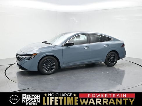 Used 2026 Nissan Sentra SV w/ Floor Mat Package FWD image 1