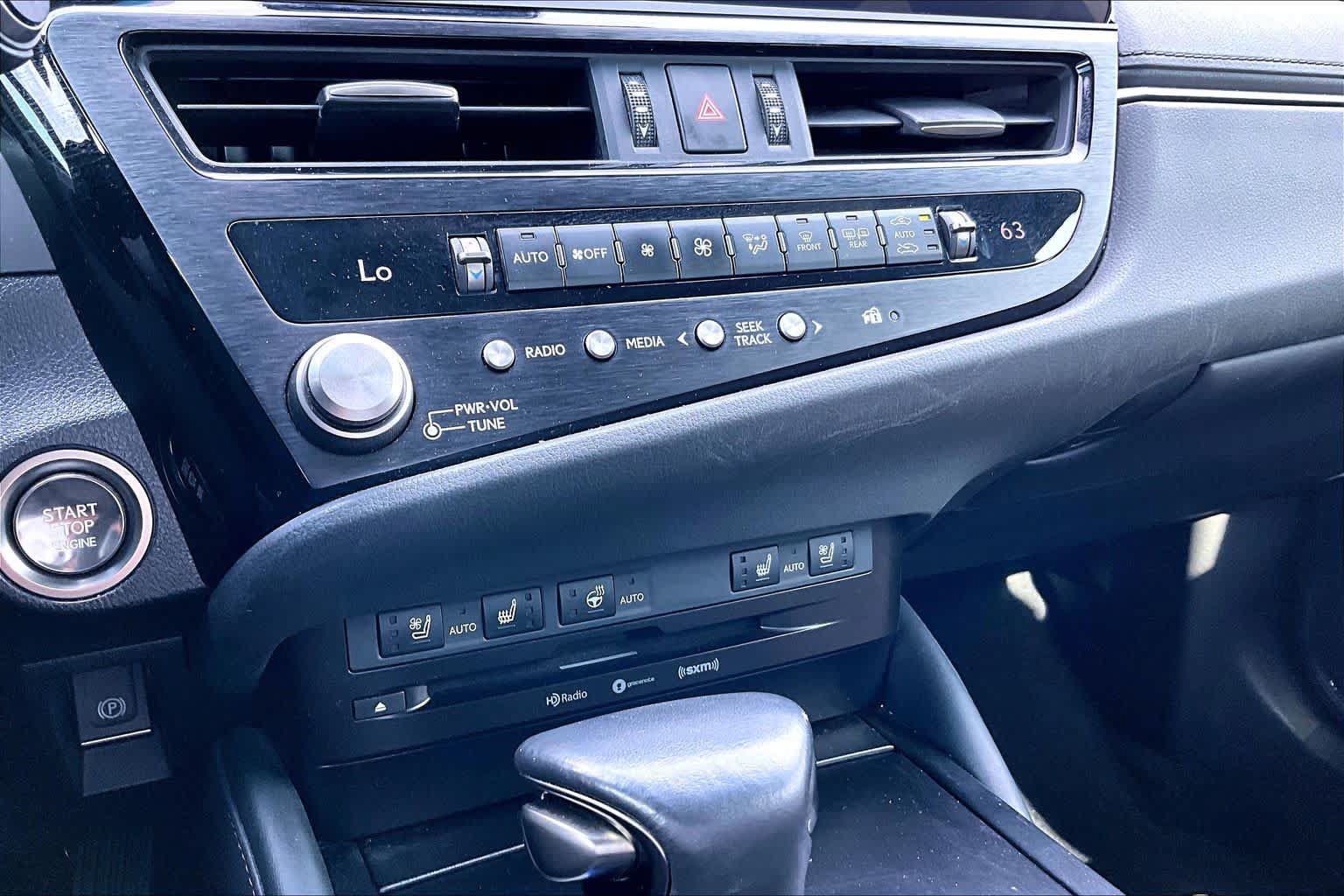 Certified 2022 Lexus ES 350 w/ Premium Package FWD image 35