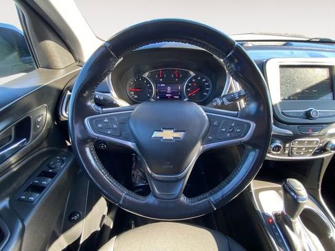 Used 2019 Chevrolet Equinox LT image 12