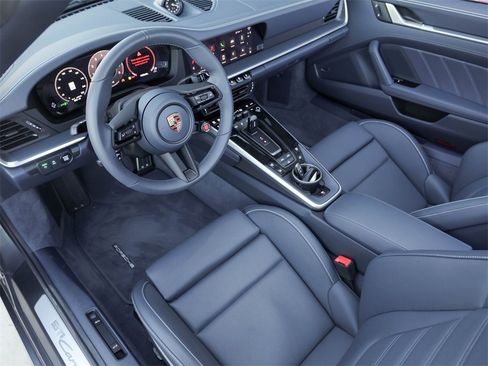 Certified 2025 Porsche 911 Carrera S image 4