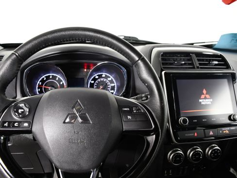 Used 2023 Mitsubishi Outlander Sport SE AWD/4WD image 16