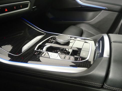 Certified 2025 BMW X5 sDrive40i w/ M Sport Package image 28