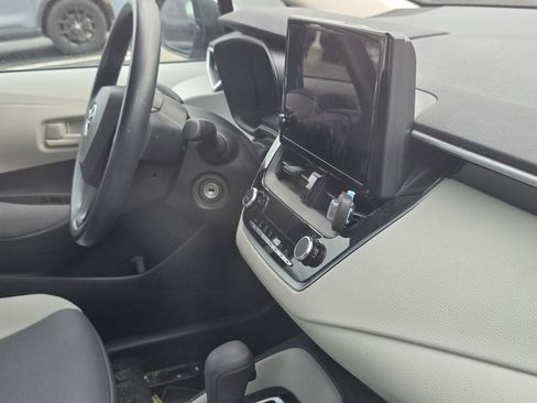 Used 2023 Toyota Corolla LE image 18