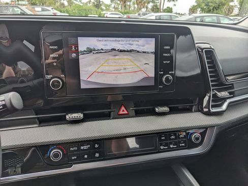 Certified 2025 Kia Sportage LX FWD image 23