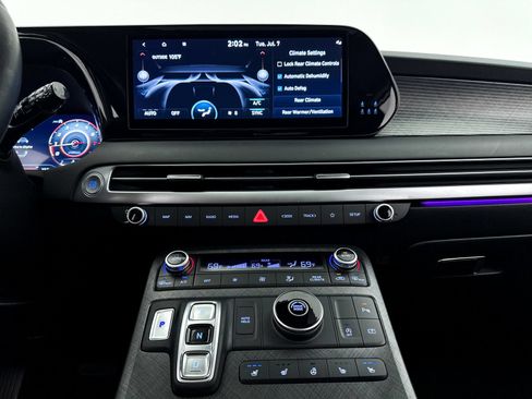 Used 2024 Hyundai Palisade Limited FWD image 30