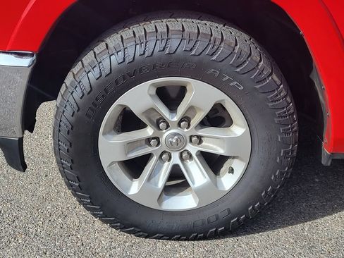 Used 2022 RAM 1500 Laramie AWD/4WD image 9