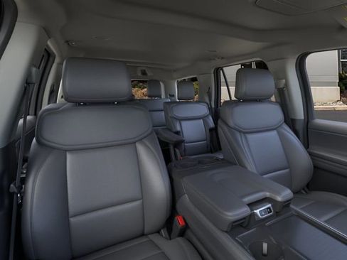 New 2026 Ford Expedition Active AWD/4WD image 10