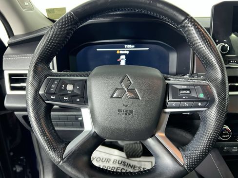 Used 2024 Mitsubishi Outlander SE FWD image 10
