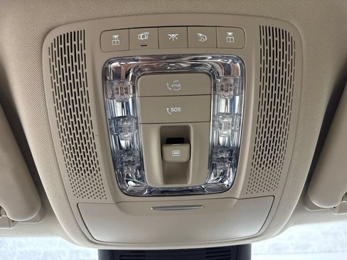 Used 2021 Mercedes-Benz GLE 350 4MATIC image 26