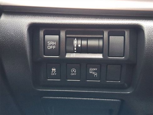 Certified 2023 Subaru Crosstrek 2.5i Limited image 18