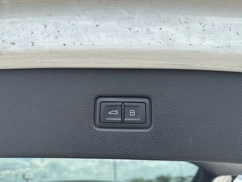 Used 2021 Audi Q7 3.0T Premium Plus image 10