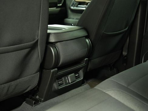 Used 2024 Chevrolet Silverado 1500 LT AWD/4WD image 23