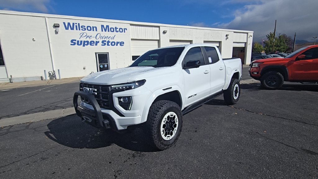 Used 2023 GMC Canyon AT4X w/ Edition 1 AWD/4WD image 1