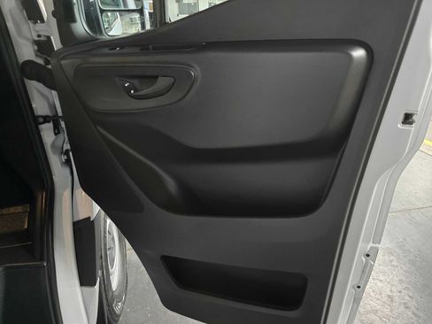 Used 2025 Mercedes-Benz Sprinter 2500 image 14