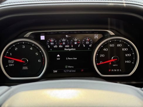 Used 2020 Chevrolet Silverado 1500 High Country w/ Technology Package image 16