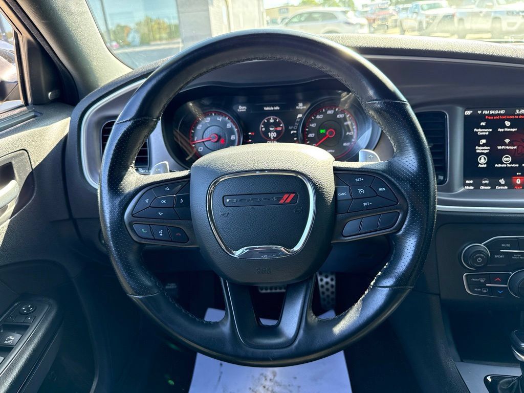 Used 2022 Dodge Charger R/T w/ Blacktop Package RWD image 29