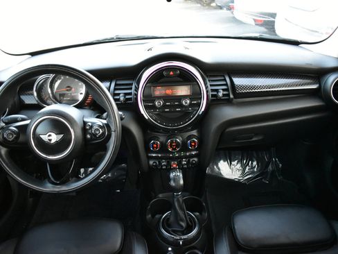Used 2015 MINI Cooper S image 10