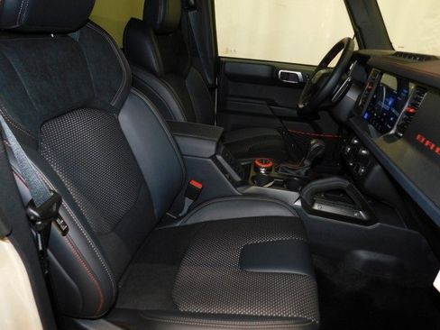 New 2025 Ford Bronco Raptor image 19