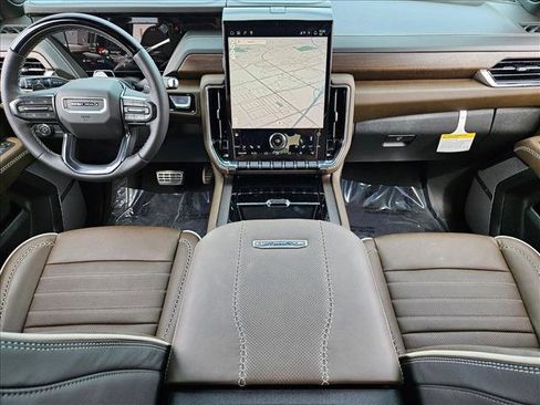 New 2026 GMC Yukon Denali AWD/4WD image 15