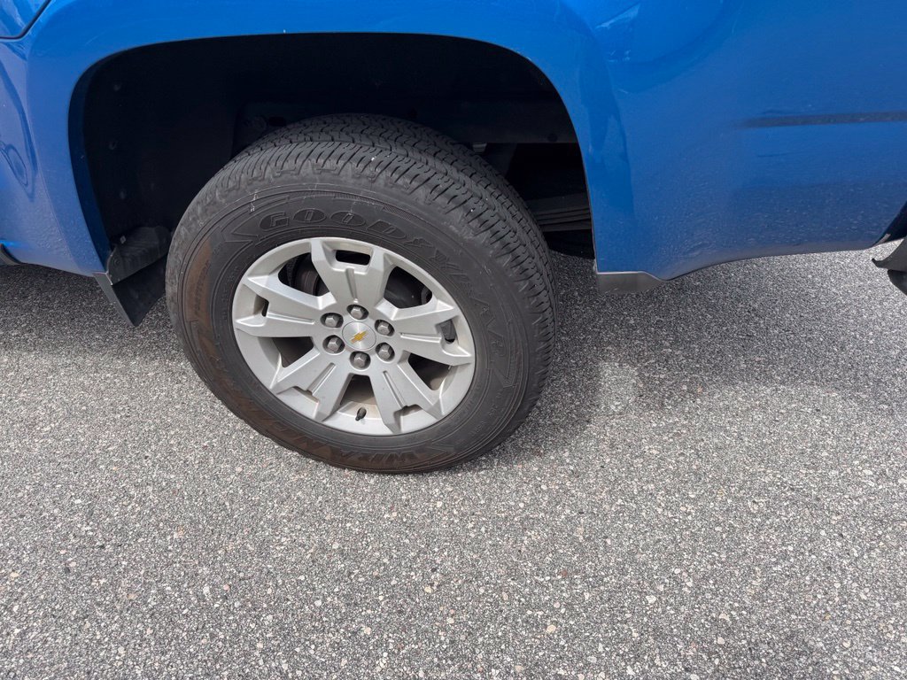 Used 2022 Chevrolet Colorado LT w/ Safety Package AWD/4WD image 8