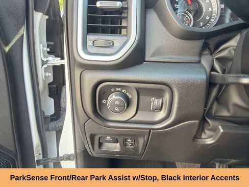 Used 2023 RAM 1500 Big Horn AWD/4WD image 46