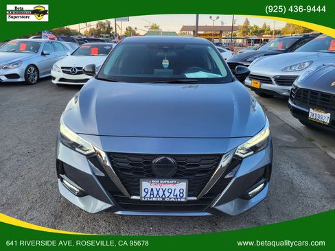 Used 2022 Nissan Sentra SR image 3