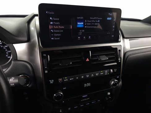 Used 2023 Lexus GX 460 Premium w/ Premium Package image 23