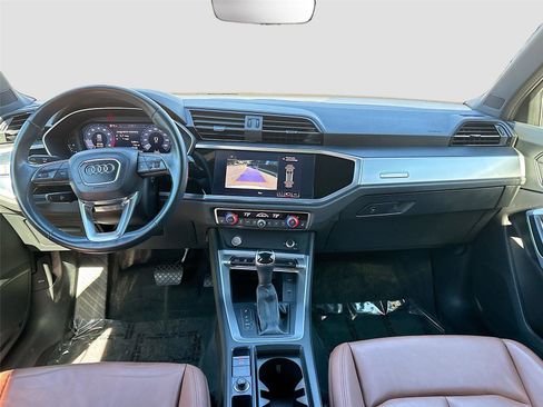 Used 2019 Audi Q3 2.0T Premium image 24
