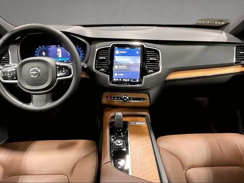 Used 2023 Volvo XC90 B6 Plus w/ Protection Package AWD/4WD image 7