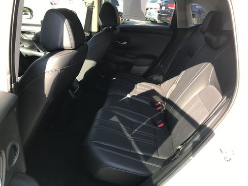Used 2023 Honda HR-V EX-L image 24