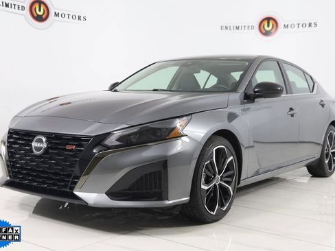 Used 2023 Nissan Altima 2.5 SR image 5