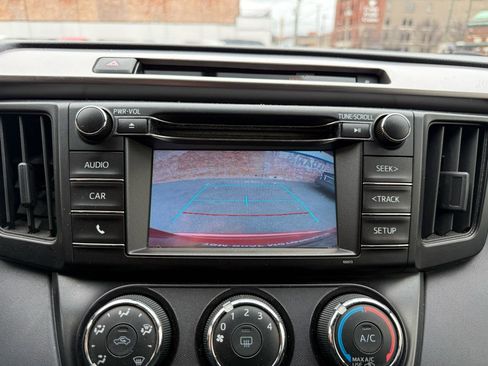 Used 2016 Toyota RAV4 LE image 11
