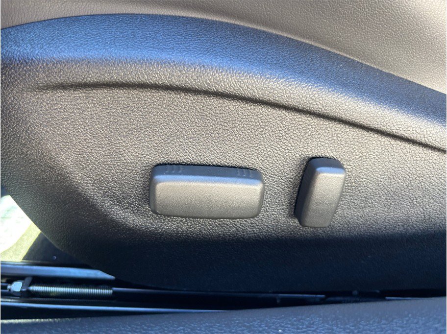 Used 2014 Chevrolet Camaro ZL1 RWD image 18