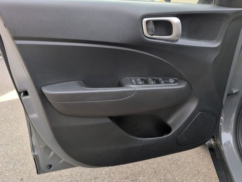 Certified 2023 Hyundai Venue SEL w/ Cargo Package image 13