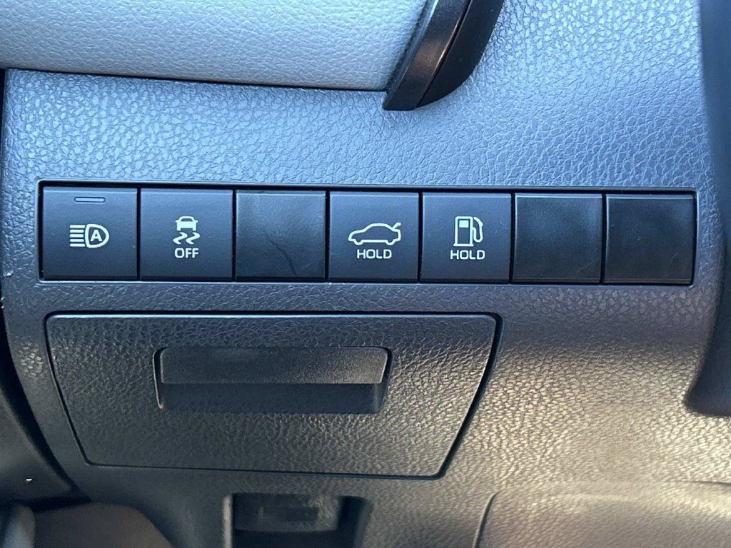 Used 2024 Toyota Camry SE w/ Convenience Package FWD image 25