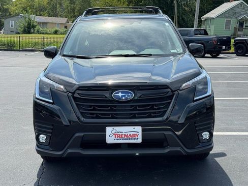 Used 2024 Subaru Forester Premium AWD/4WD image 9
