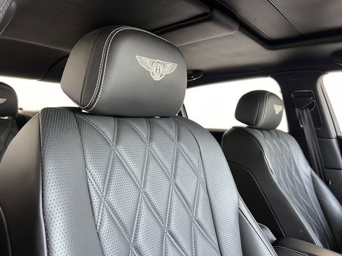 Used 2014 Bentley Flying Spur W12 image 42
