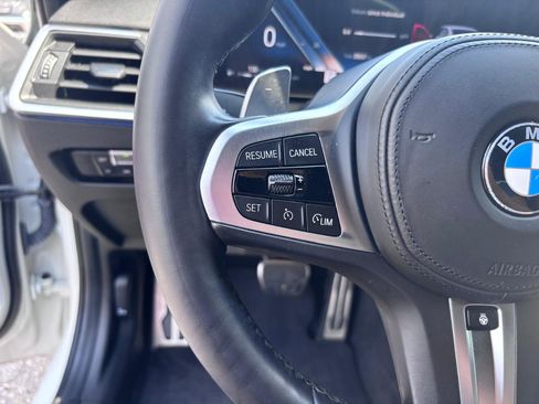 Used 2023 BMW 330i Sedan w/ M Sport Package image 10