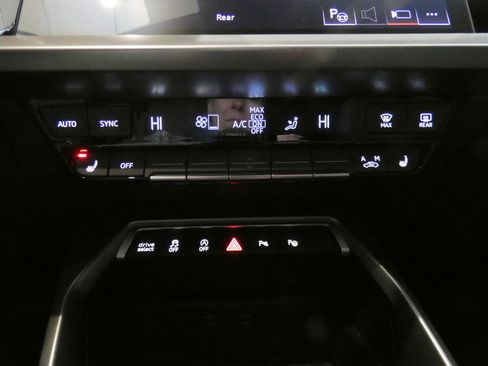 Used 2024 Audi A3 2.0T Premium image 13