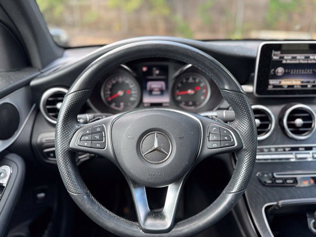 Used 2019 Mercedes-Benz GLC 300 4MATIC image 16