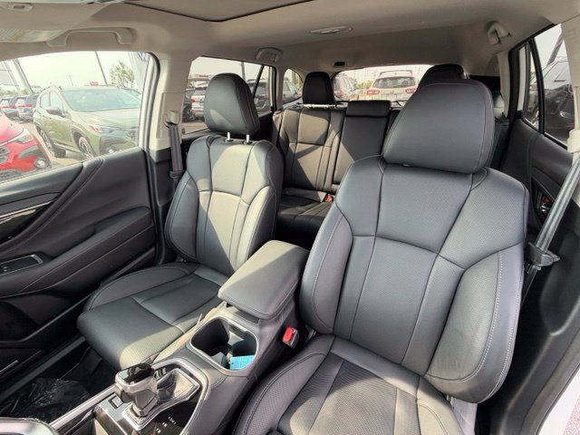 Certified 2025 Subaru Outback Touring XT AWD/4WD image 31