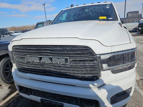 Used 2022 RAM 2500 Laramie image 2