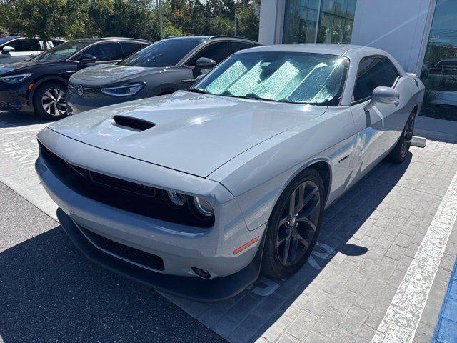 Used 2022 Dodge Challenger R/T w/ Driver Convenience Group RWD image 3