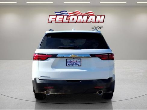Used 2023 Chevrolet Traverse LT w/ LPO, Floor Liner Package FWD image 4