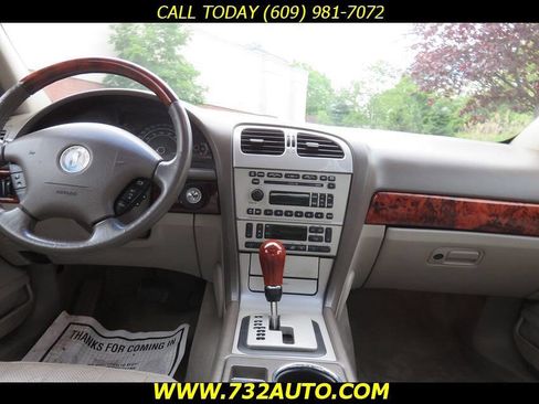 Used 2004 Lincoln LS image 17
